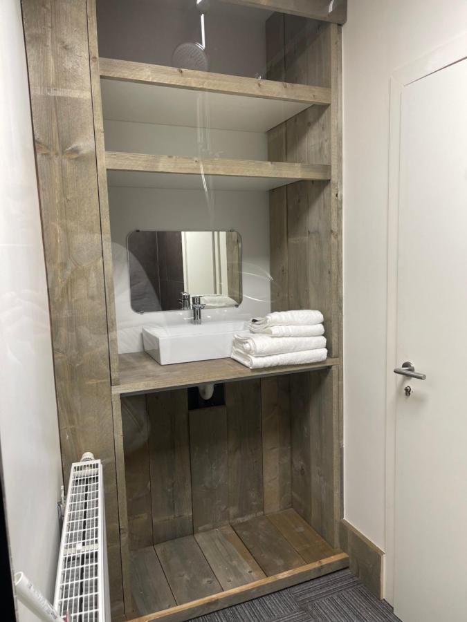 Ruime Luxe Kamer In Centrum Brugge Met Badkamer! ภายนอก รูปภาพ